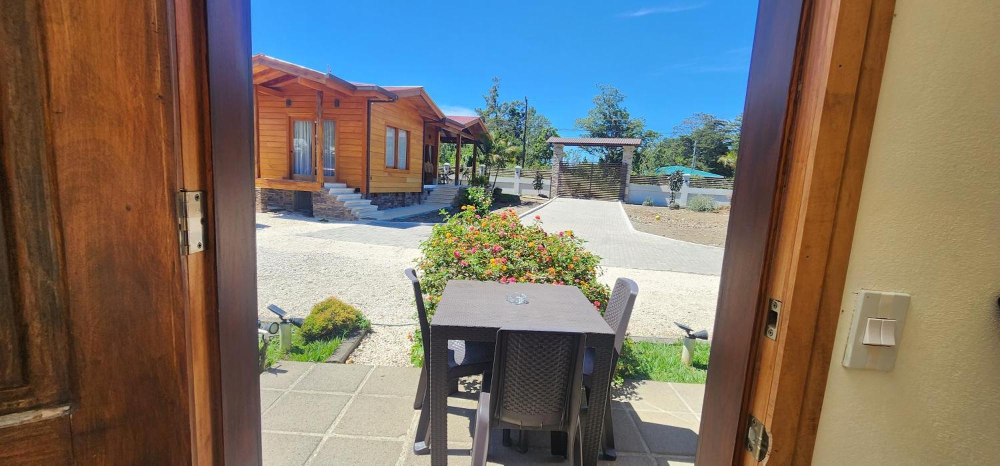 Cabina Monteverde Soan De Montana Apartment Exterior foto