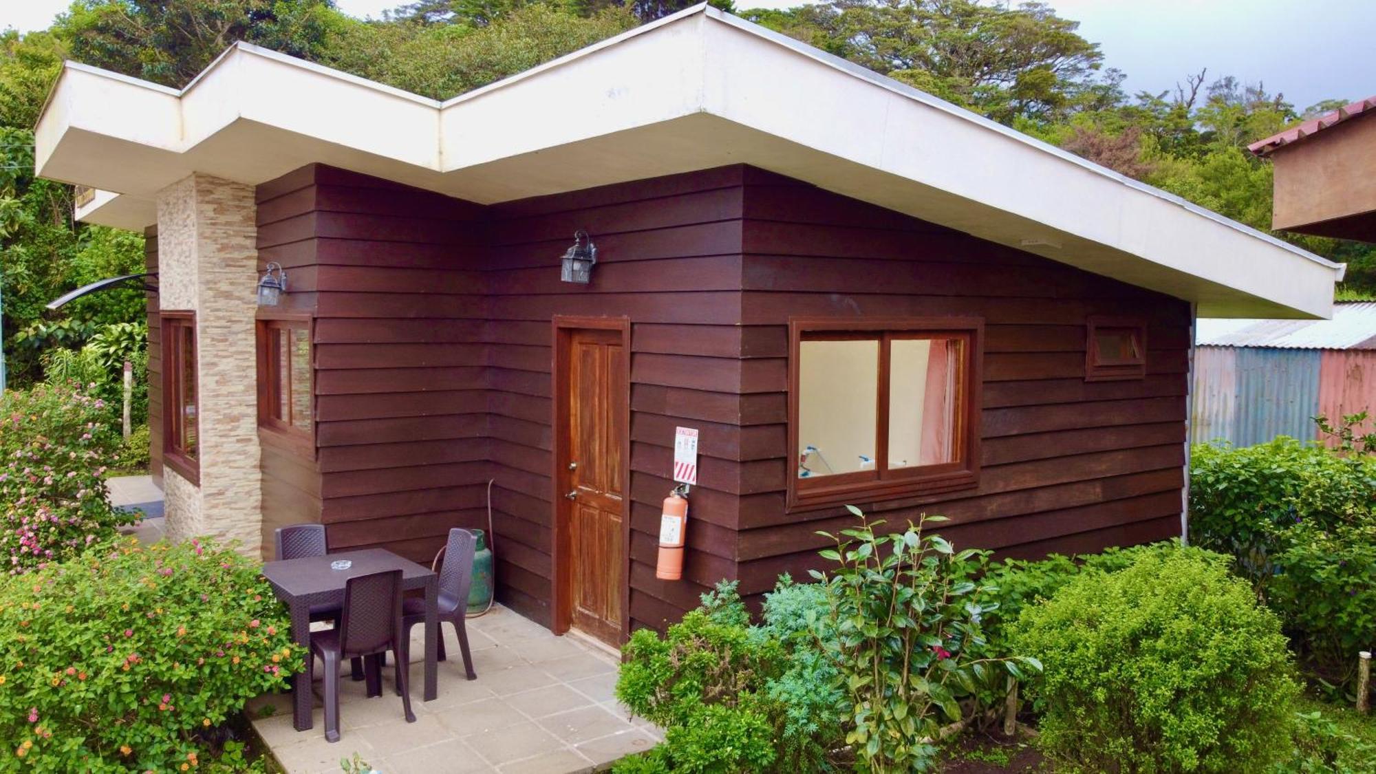 Cabina Monteverde Soan De Montana Apartment Exterior foto