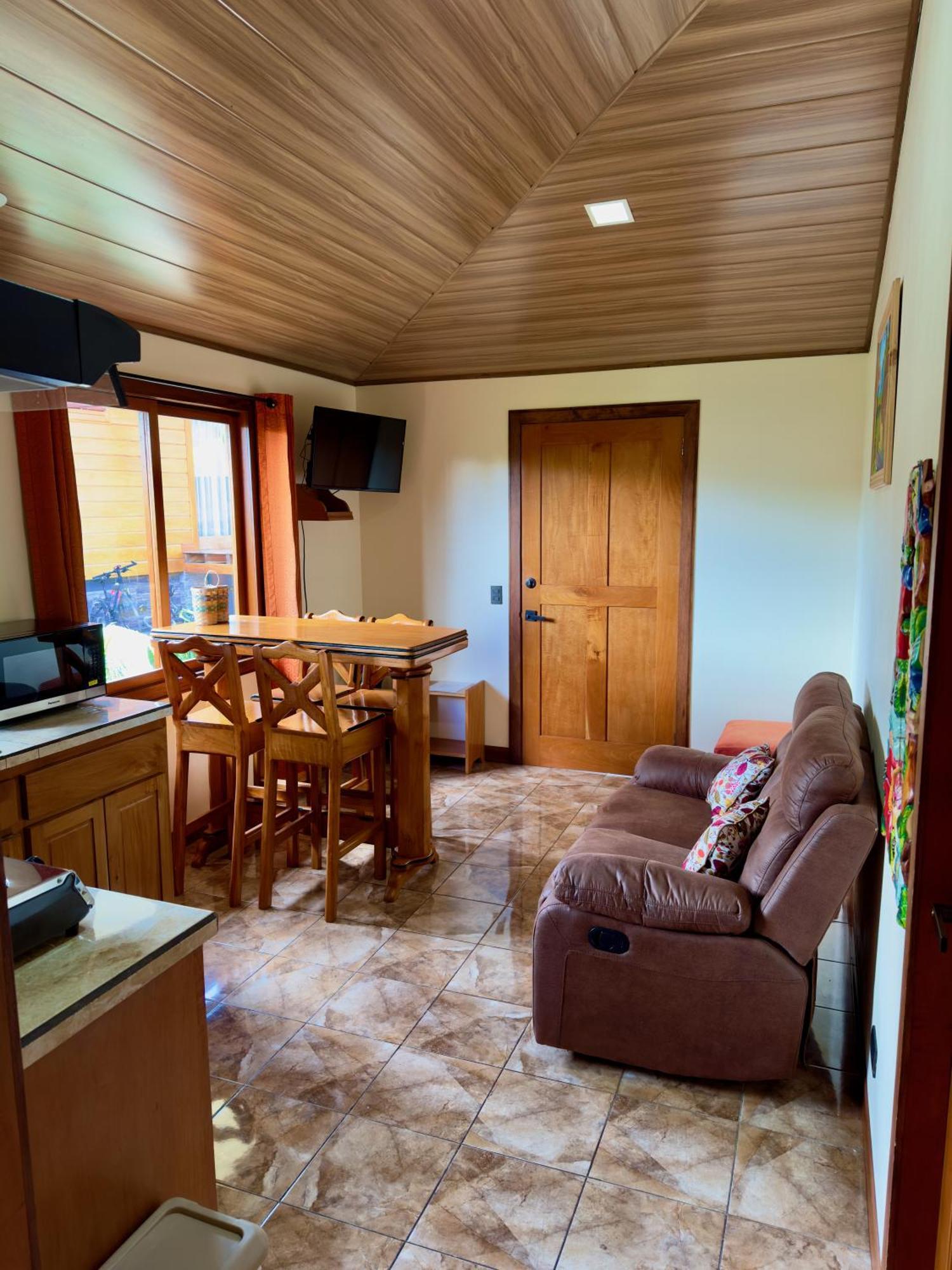Cabina Monteverde Soan De Montana Apartment Exterior foto